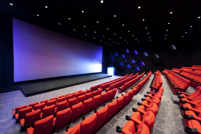 تماشای رایگان فیلم های سینمایی برای تمامی بانوان کشور در 21 تیرماه