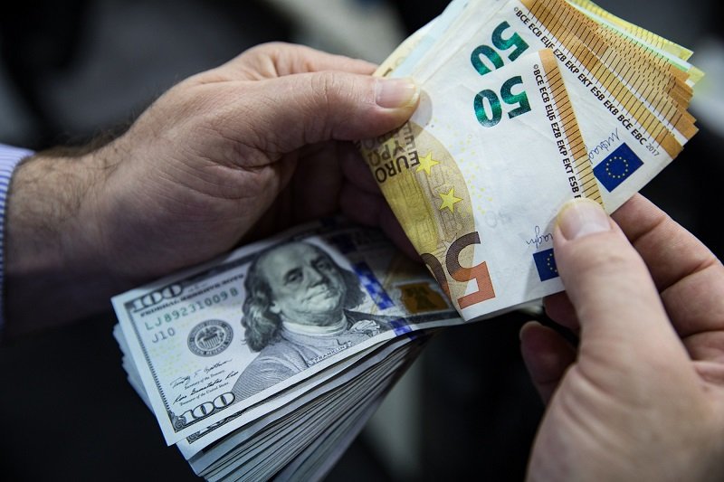 قیمت دلار و یورو یکشنبه 13 شهریور اعلام شد
