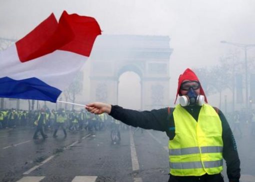اعتصابات گسترده و دنباله‌دار برای پنجمین هفته در فرانسه