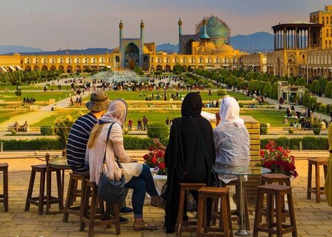 توسعه گردشگری با نرم‌افزارهای ایرانی