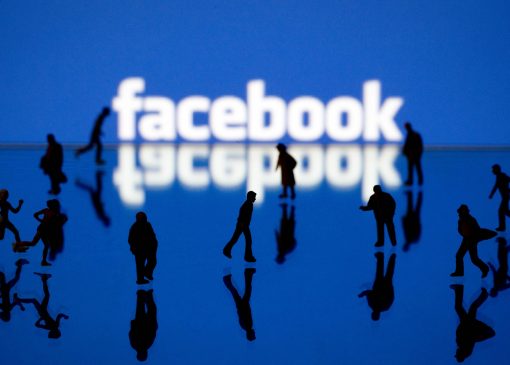 اخراج ۱۲ هزار نفر از کارکنان فیس‌بوک